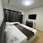 3d Hotel *